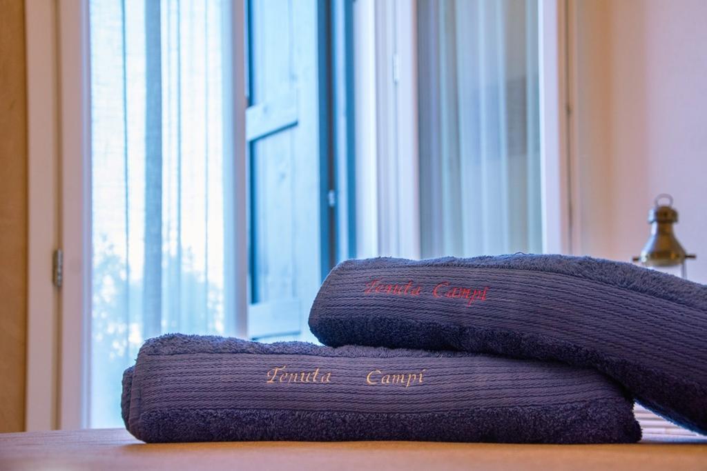 Relais Tenuta Campi Martano Rum bild