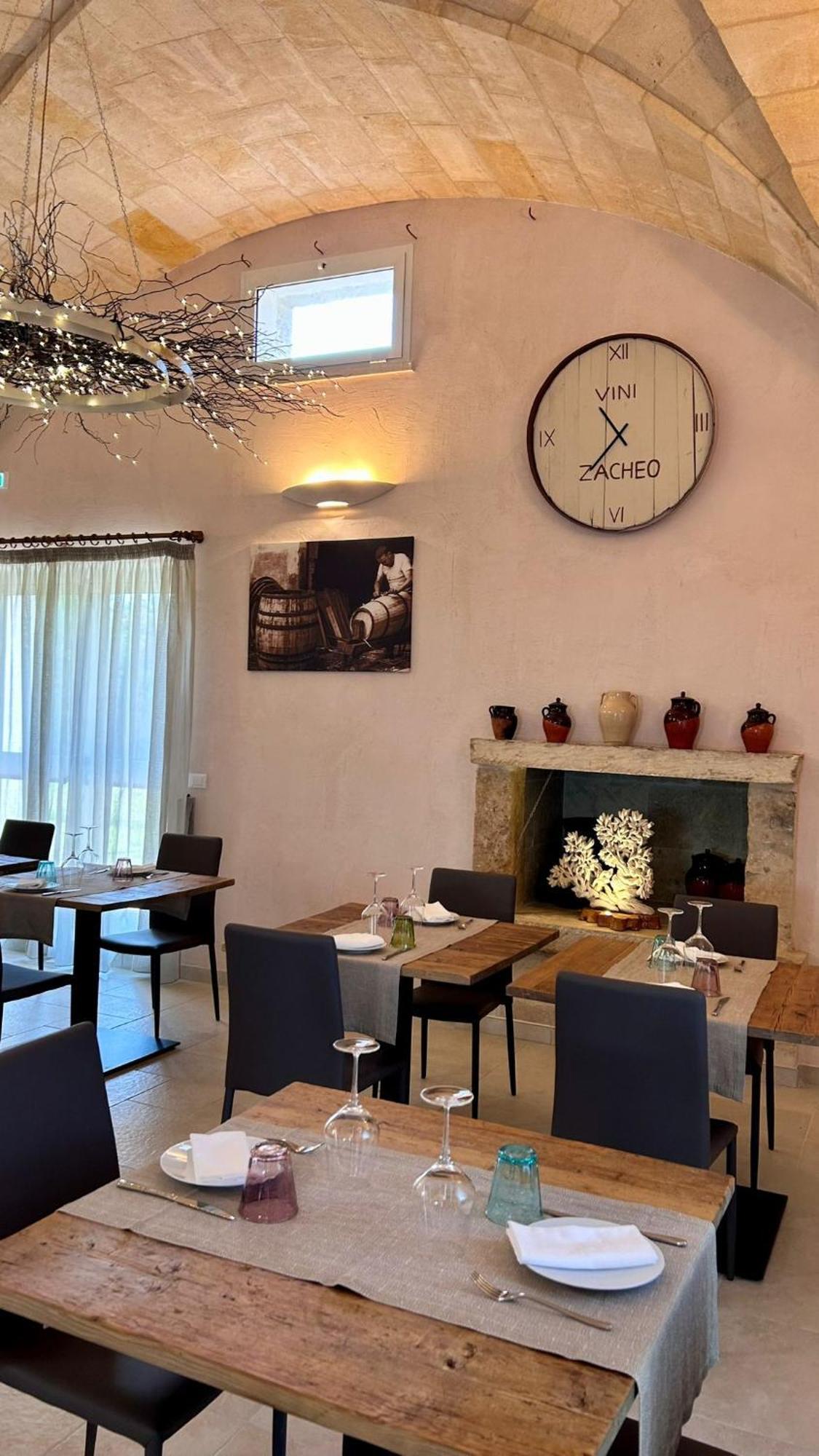 Relais Tenuta Campi Martano Exteriör bild