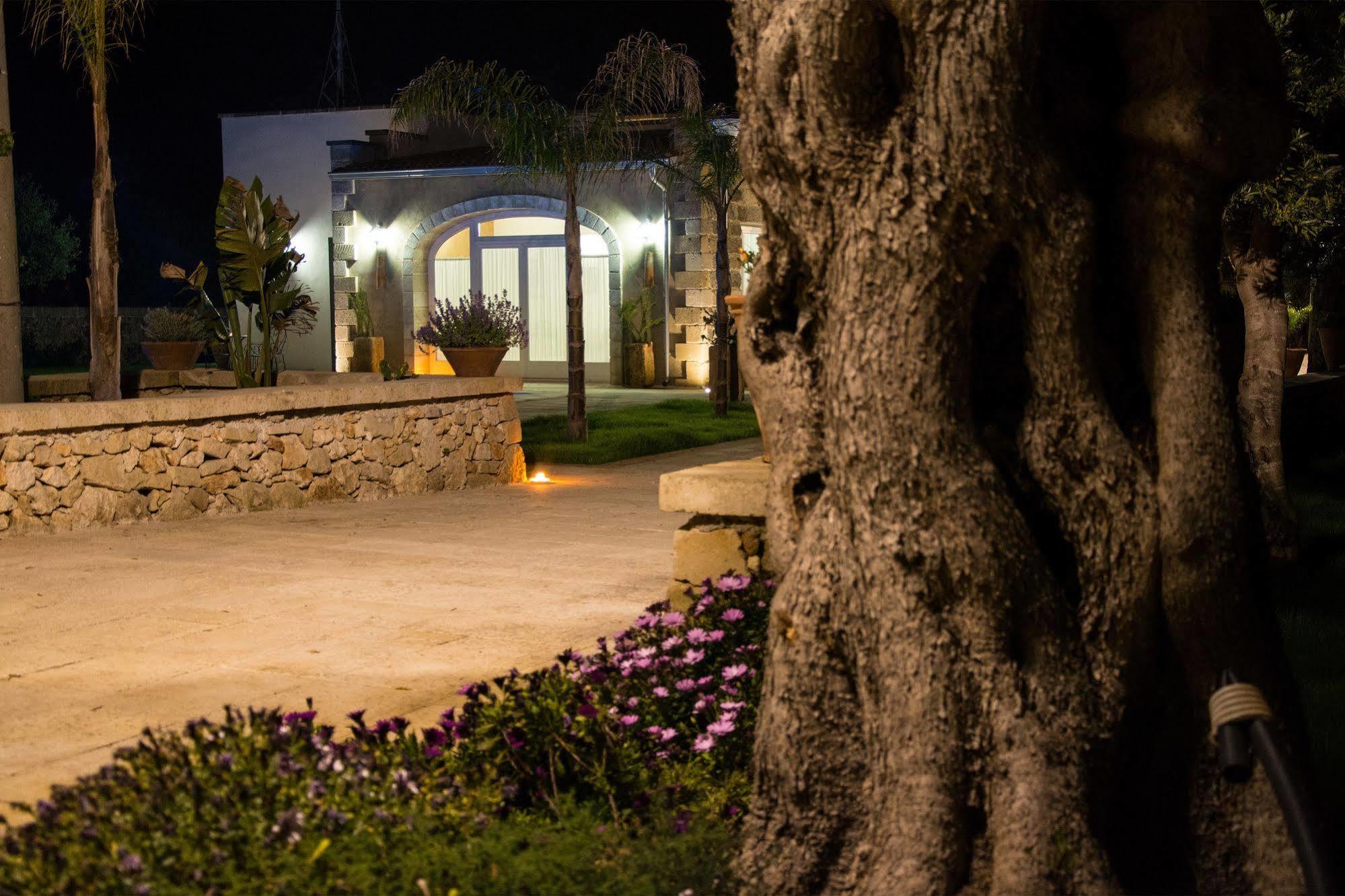 Relais Tenuta Campi Martano Exteriör bild